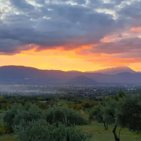 Rocca Lorenizo Bed & Breakfast 4*