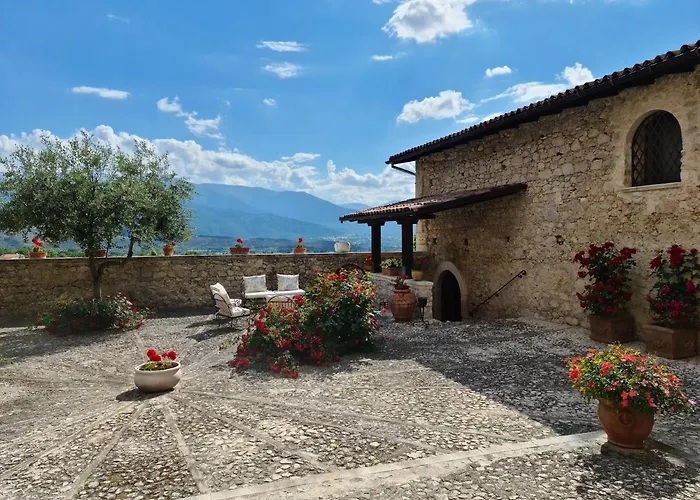 Rocca Lorenizo Bed & Breakfast Pacentro